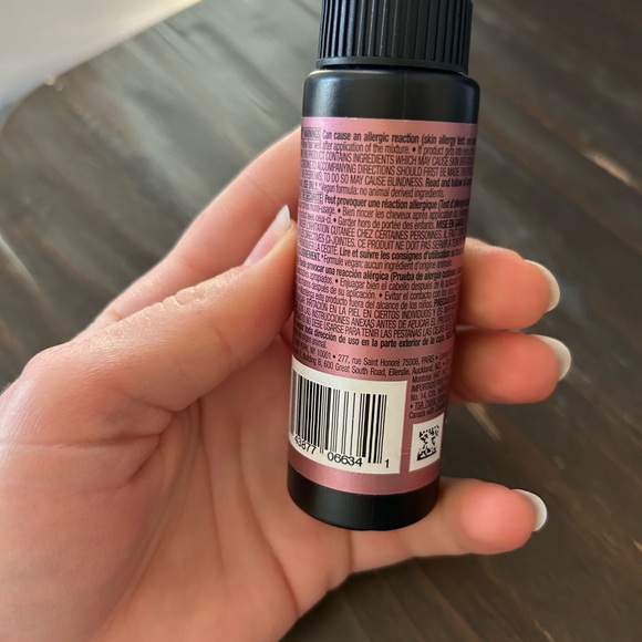 Redken Shades EQ Gloss - 05N Walnut - Picture 2 of 2